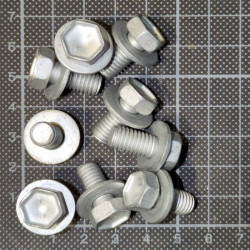 Sechskant-Schraube mit Scheibe M8 12x1.25